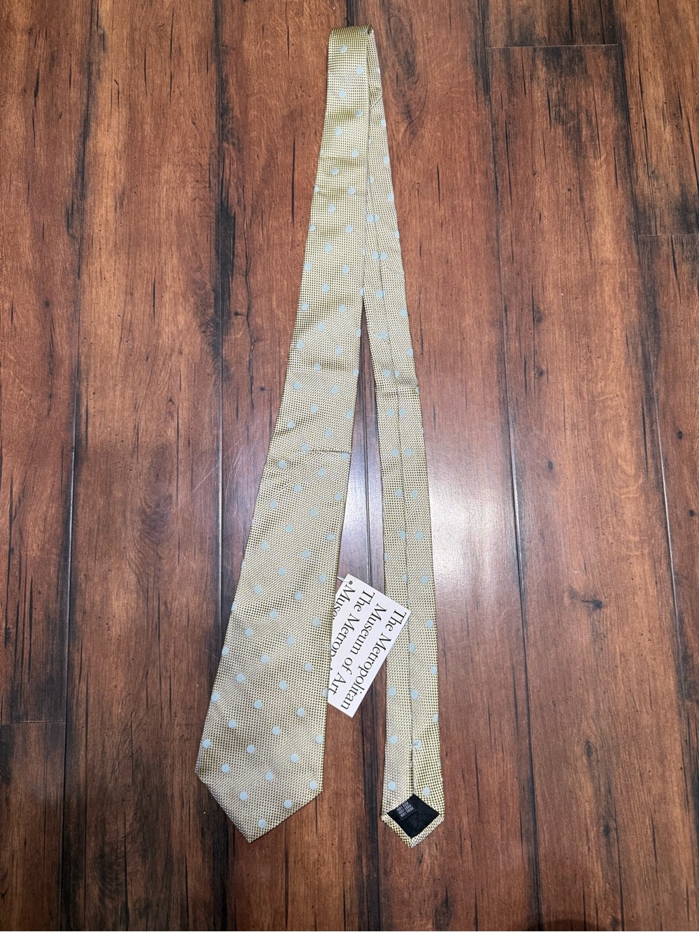 light yellow/golden patterned silk necktie from The Metropolitan Museum NWT